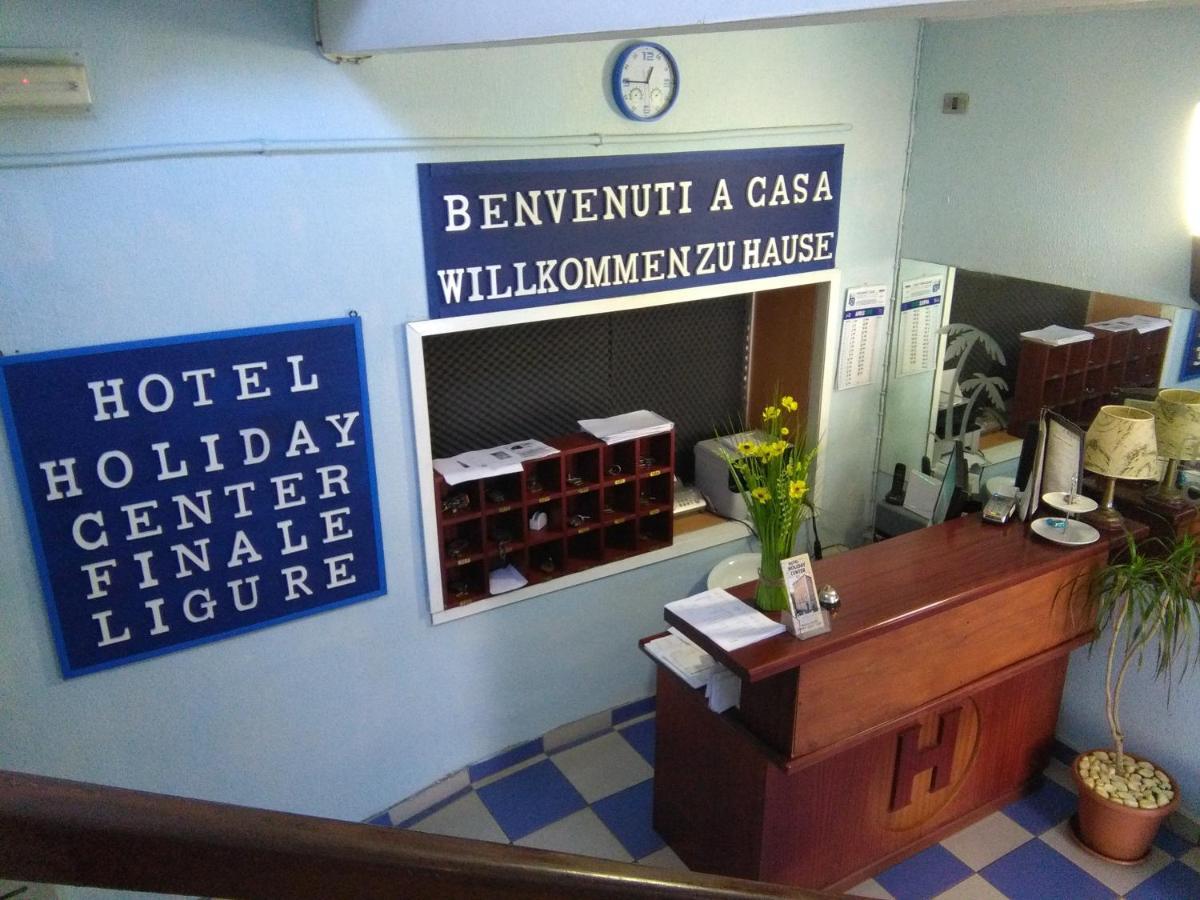 Hotel Holiday Center Finale Ligure Exterior foto